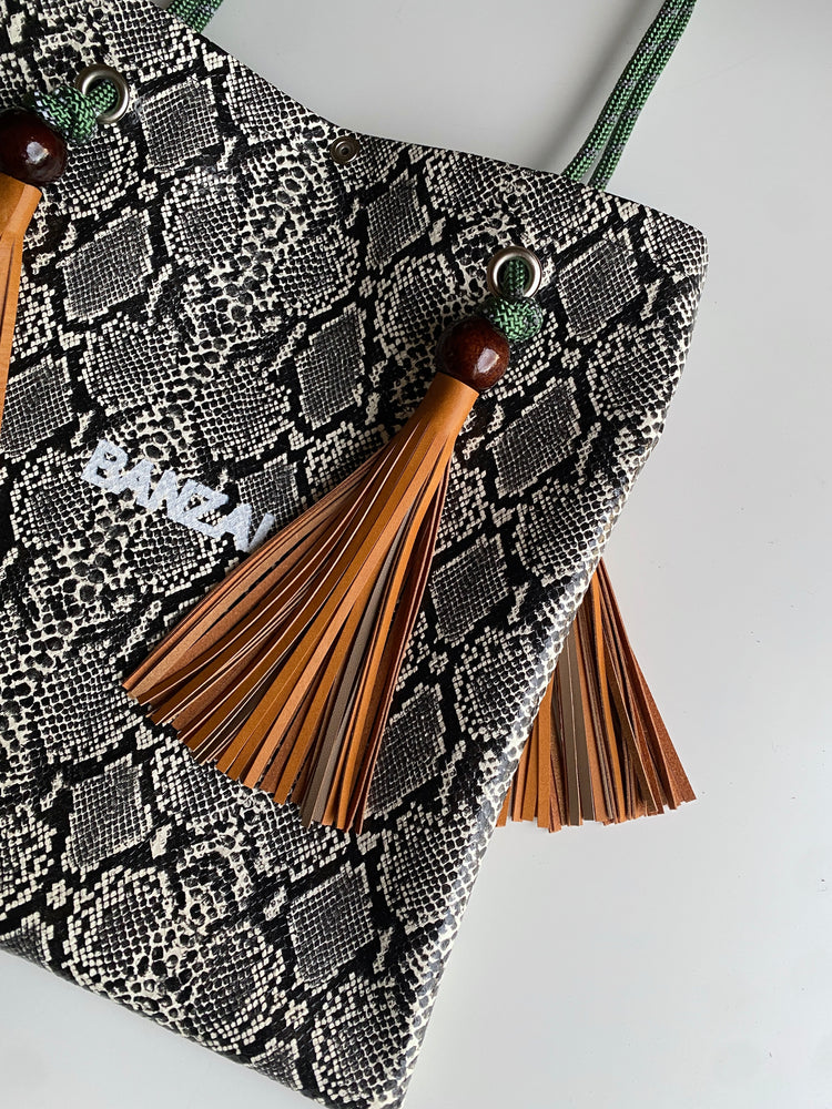 【残り2点】TOTE PYTHON　　