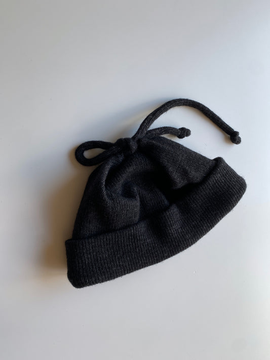 BEANIE_BLACK