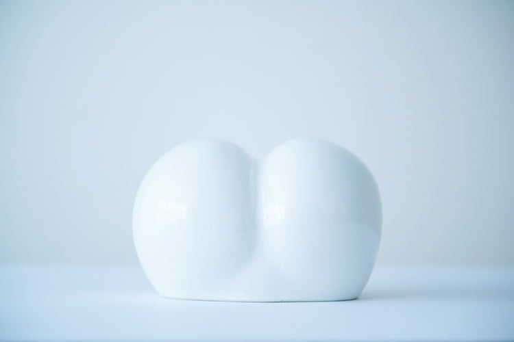 OSHIRI FLOWER VASE